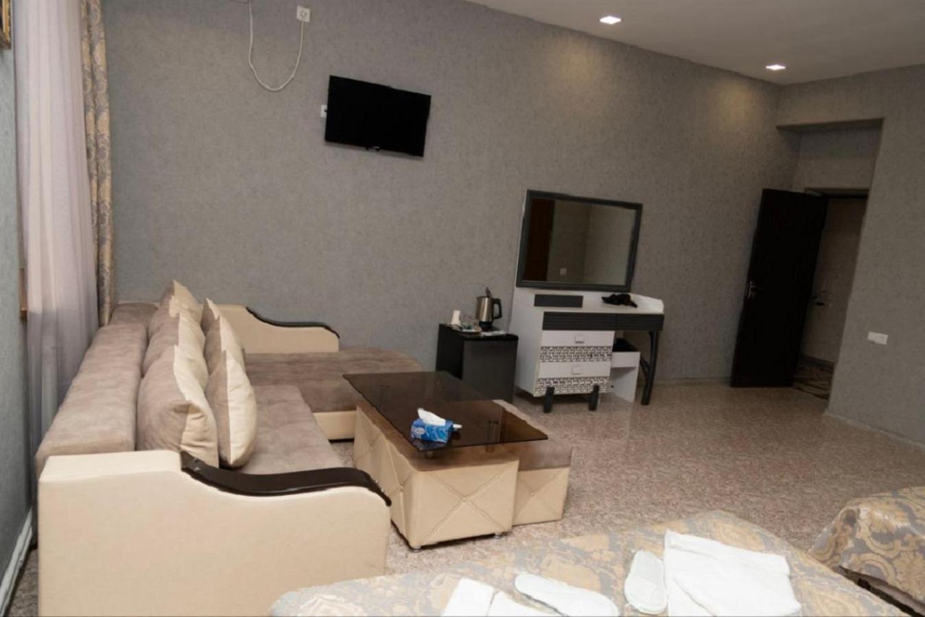 Noyemburg Hotel Noyemberyan 외부 사진